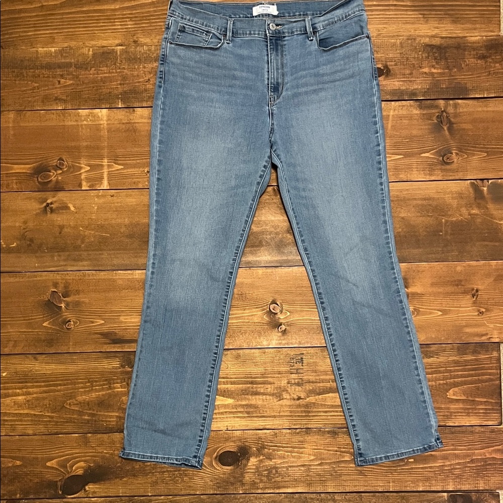 Levi’s women’s Blue Denim Jeans